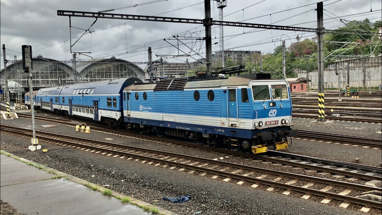 Lokomotiva 163